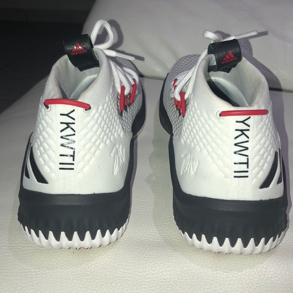 Adidas Shoes excellent condition - Picture 4 of 4